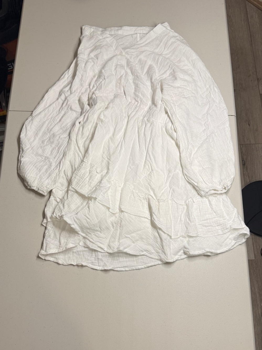 Women’s White Tiered Long-Sleeve Dress